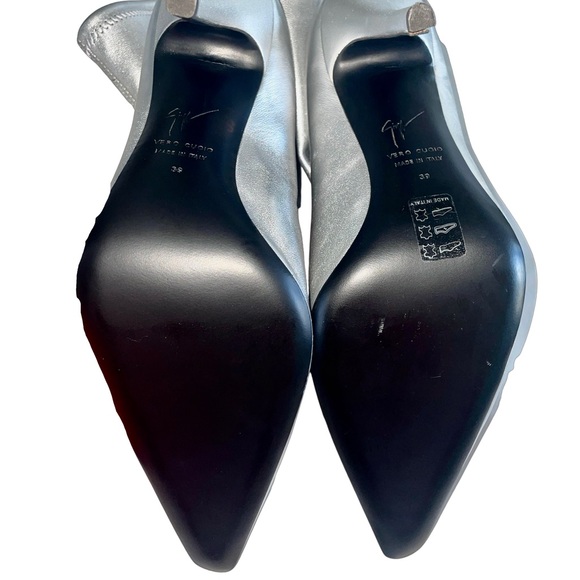 Giuseppe Zanotti ankle boots in chrome - Picture 4 of 6